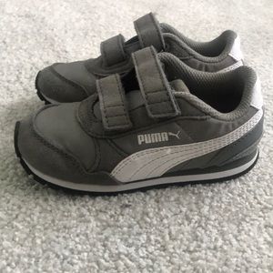 Toddler boy’s PUMA sneakers sz 8